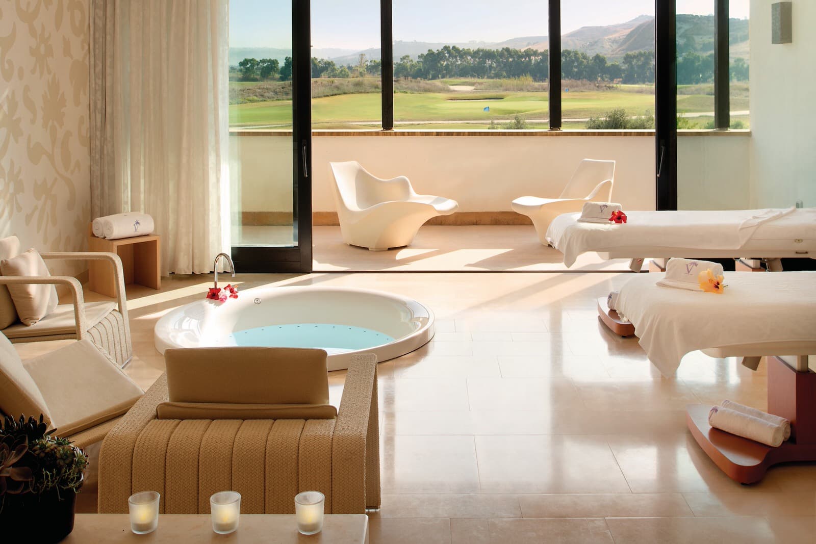 Forniture in marmo per il Verdura Resort